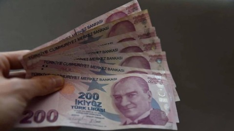 SGK Uzmanı Özgür Erdursun Tek Tek Hesapladı: En Düşük Emekli Maaşında Büyük Kayıp!