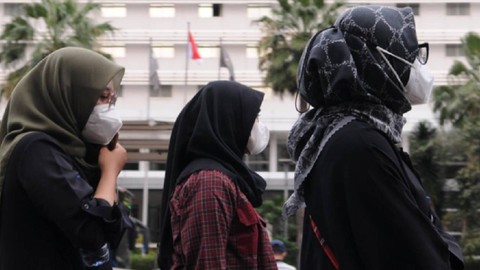 O Mesleği Yapanların Başörtüsü Takması Yasaklandı