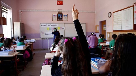 MEB 'Cinsiyet Eşitliği' İstemiyor: 'Müfredata Aykırı, Yapılamaz'