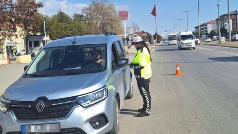 Polisten Sürücülere Trafik Dersi