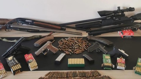 İzmir'de Yasa Dışı Silah Ticareti Operasyonu, 1 Kişi Tutuklu