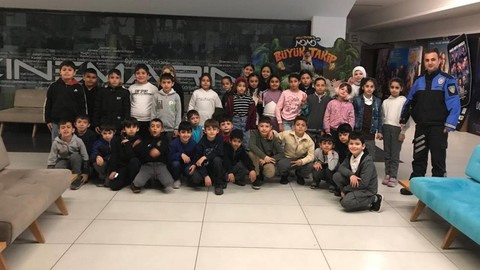 Çorlu Polisinden Öğrencileri Sevindiren Sürpriz