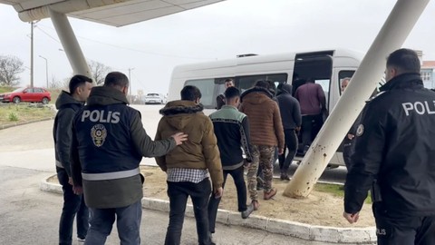 Tekirdağ'da 10 Kaçak Göçmen Yakalandı