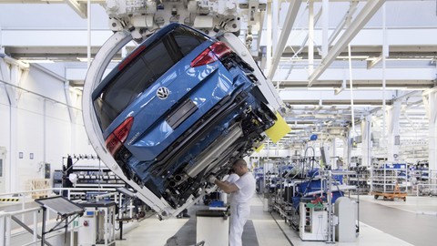 Alman Otomotiv Devinden Piyasaları Sallayacak Kriz: Binlerce Çalışanını Kapının Önüne Koydu