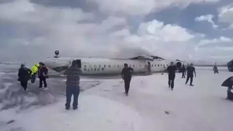 ABD ve Kanada'daki Uçak Kazalarının Sebebi Ortaya Çıktı