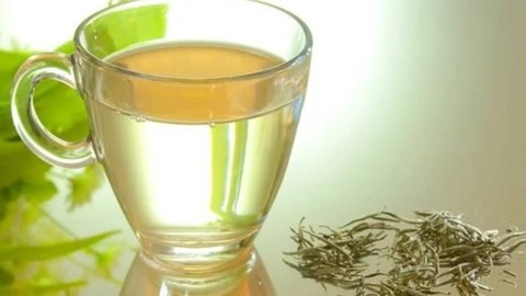 Cildi Beton Gibi Dümdüz Yapıyor, Bütün Kırışıklıkları Yok Ediyor! Bir Fincanı Bile Yetiyor