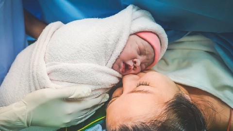 Dünyada Bu İsme Sahip Tek Kişi! Küçük Kızın Adını Duyan Dönüp Bir Daha Bakıyor