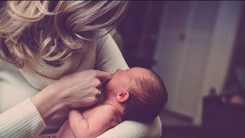 Doğum İzninde Geri Sayım Başladı! Masadaki Formül Belli Oldu: Doğum İzni Uzatılıyor