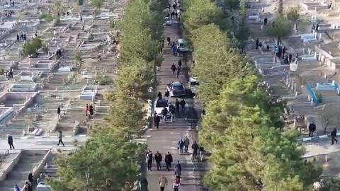Bayramın İlk Gününde Kayseri’de Mezarlıklara Akın Edildi