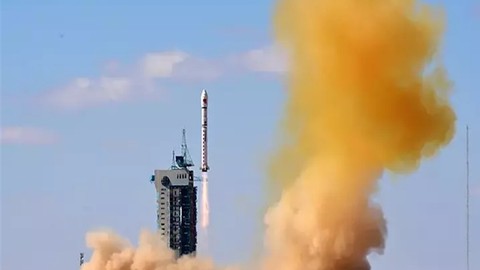 Test Roketi Kalkıştan Saniyeler Sonrası Patladı