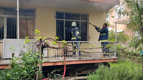 Babasının Evinde Dehşet Saçtı
