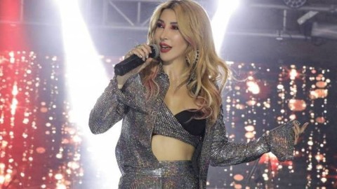 Hande Yener'den Tutuklu Öğrencilere Destek: 'Merhametli Bir Karar Bekliyorum'