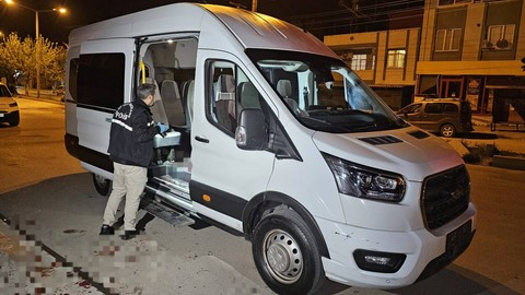 Serviste Korkunç Olay! İş Arkadaşını Boynundan Bıçakladı