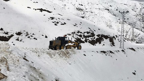 Diyarbakır'da Kar Temizliği