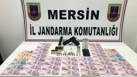 Mersin'de Zehir Taciri Tutuklandı