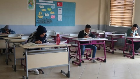 Lise ve Üniversitelilere Umre Ödüllü Bilgi Yarışması