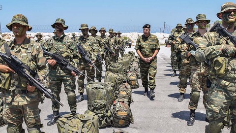 Yunanistan'dan Ege'de Tansiyonu Yükseltecek Hareket: Tam 150 Bin Yeni Asker