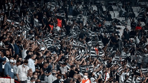 Beşiktaş'ın Efsane Golcüsü Geri Döndü, Resmi Açıklama Geldi