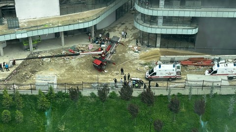 Ankara’da İnşaat Kazası: Kule Vincin Devrilmesiyle 3 İşçi Yaralandı