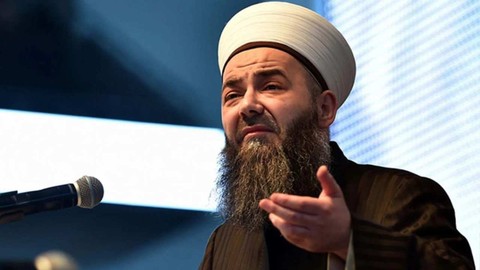 Cübbeli Ahmet'ten 'Aşk' İtirafı