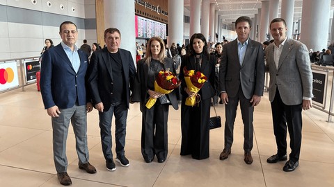 Galatasaray'ın Efsaneleri Hagi ve Popescu İstanbul'da