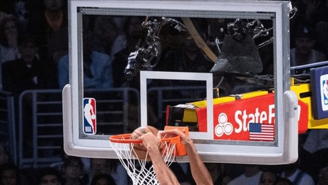 Thunder, Seride Öne Geçti