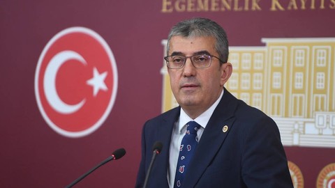 CHP’li Gökhan Günaydın’dan İBB Operasyonları İçin Bakan Yerlikaya’ya Soru Önergesi: 'Jandarma Neden Görevlendirildi?'