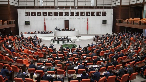 TRT Ve Bazı Kamu Kurumlarında Düzenlemeler İçeren Torba Kanun Kabul Edildi
