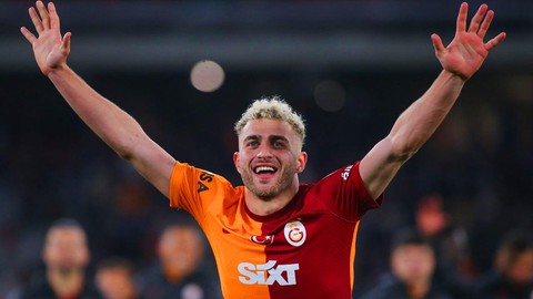 Barış Alper Yılmaz Sosyal Medyayı Salladı!