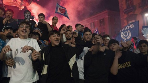 Şampiyonluk Kutlamalarında Kan Aktı! 39 Yaralı