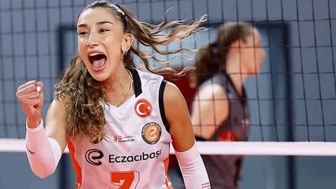 Ve Eczacıbaşı Hande Baladın'ı Duyurdu