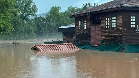 Düzce Valiliği'nden Sel Uyarısı! Tarih Verdi