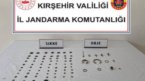 Kırşehir'de Tarihi Eser Operasyonu! Onlarca Obje Ele Geçirildi