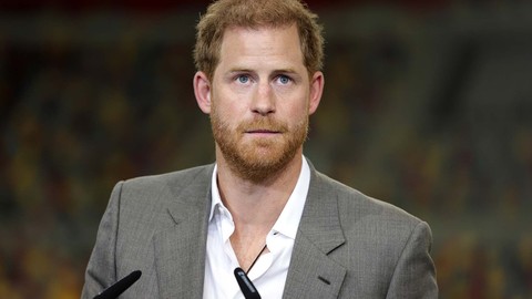 Prens Harry'den Şoke Eden Hamle! Şimdi de Soyadını Değiştiriyor