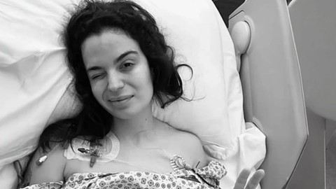 Ünlü Oyuncu Aslı Bekiroğlu'ndan Sevenlerini Korkutan Haber: 9 Saat Ameliyat Masasında Kaldı
