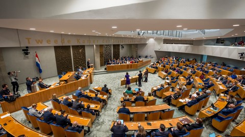 Hollanda’da Erken Seçim Tarihi Belli Oldu