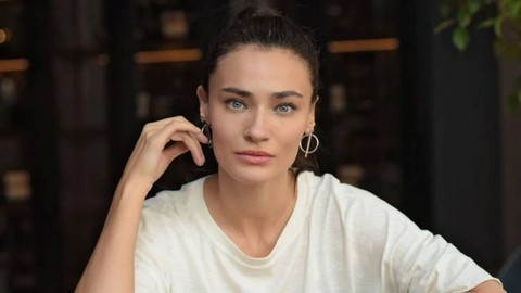 Saadet Işıl Aksoy O Akıma Katıldı, Sadece 3 Dakika Dayanabildi