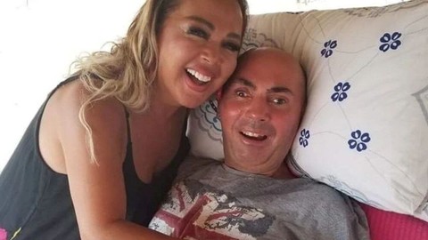 Safiye Soyman, Kurban Bayramı'nda Oğlu Harun'un Mezarını Ziyaret Etti