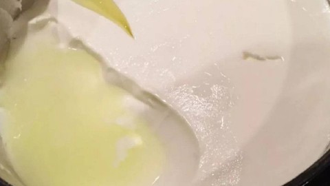 Sulanmış Yoğurt Bu Yöntemle Taş Gibi Olacak! 1 Saatte Cıvıklığından Eser Kalmayacak