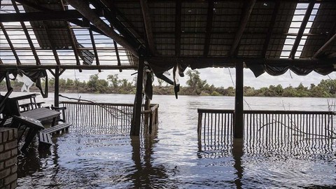 Güney Afrika'da Şiddetli Fırtına ve Kar Can Kaybına Neden Oldu