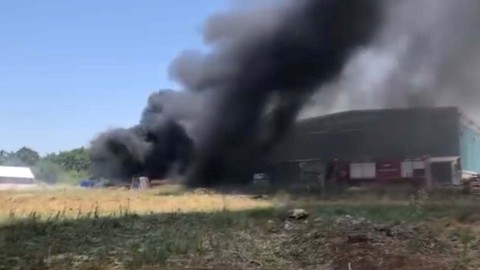Çanakkale Çan’da Plastik Fabrikasında Yangın