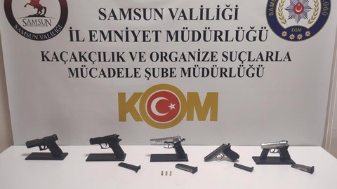 Samsun'da 5 Tabanca Ele Geçirildi: 2 Kişi Yakalandı