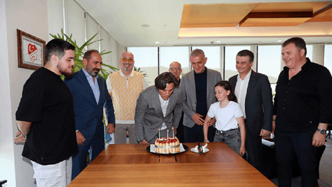 TFF Montella'nın Doğum Gününü Kutladı