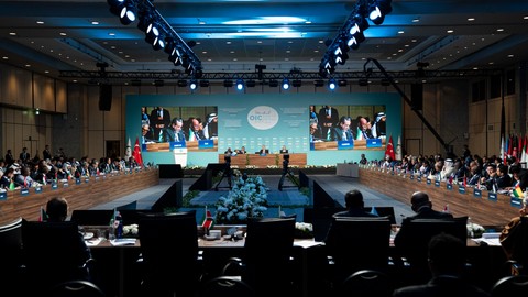 İstanbul'da Kritik İran Zirvesi: Hakan Fidan Başkanlık Etti