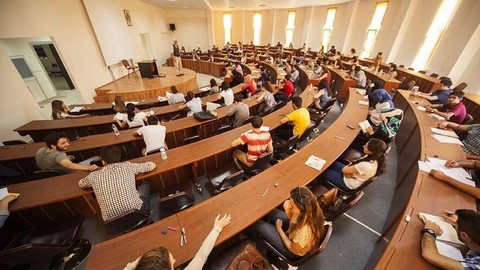 Türkiye'nin En İyi ve Başarılı Üniversiteleri Belli Oldu: 2025 Güncel Listede Zirvedeki Okul Şaşırttı