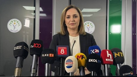 DEM Parti’den 'Terörsüz Türkiye' Mesajı: 'Silah Bizim Elimizde Değil'