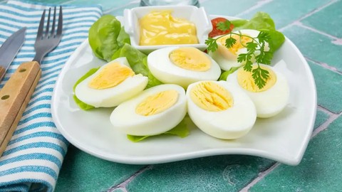 Kahvaltıda Yumurta Tüketirken Herkes Bu Hatayı Yapıyor! Ne Tadı Ne Besin Değeri Kalıyor
