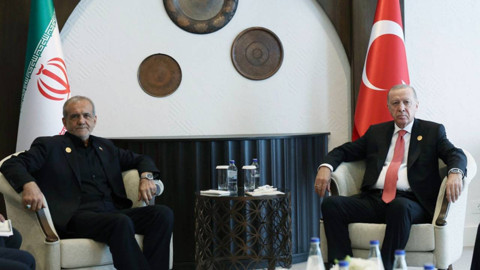 Cumhurbaşkanı Erdoğan'dan Pezeşkiyan ile Kritik Temas