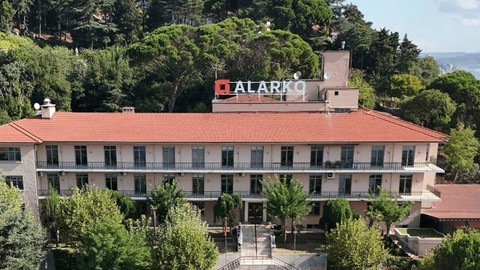 Alarko Holding'den 45 Milyon Dolarlık Rekor! İmzayı Attı