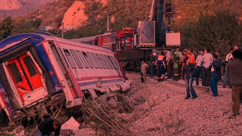 Çorlu Tren Katliamı'nın Üzerinden 7 Yıl Geçti, Adalet Talebi Hiç Dinmedi